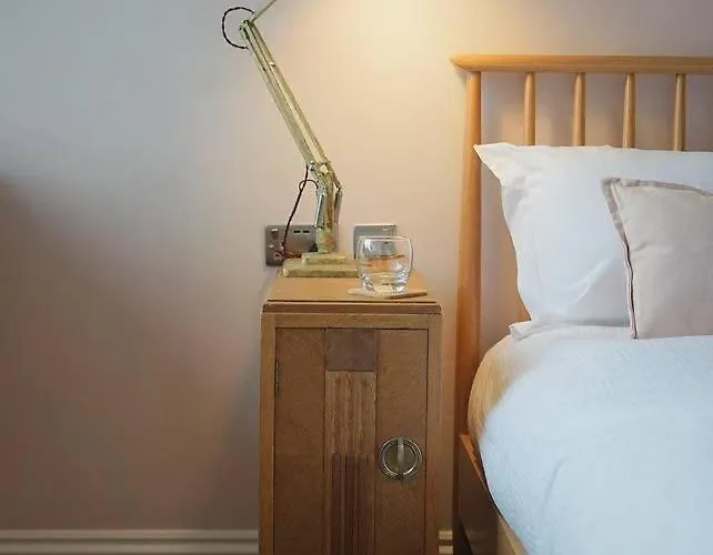 The Alma Taverns Boutique - 4 - Hopewell Bristol